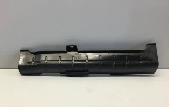 Land Rover Evoque II Front sill trim cover K8D2101173A