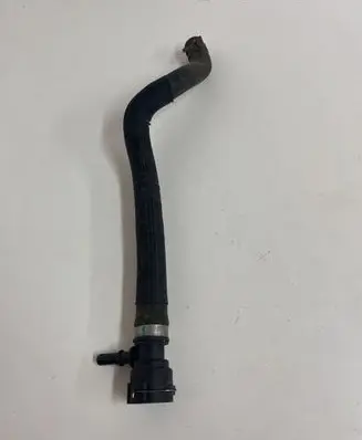 Land Rover Discovery Sport Engine coolant pipe/hose GJ328B504AA