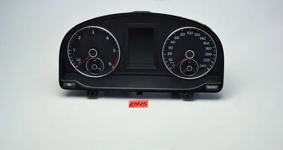 Volkswagen Touran II Speedometer (instrument cluster) 1T0920865A