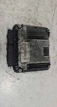 Toyota Yaris Engine control unit/module 896610D460 0281012323 1039S25244