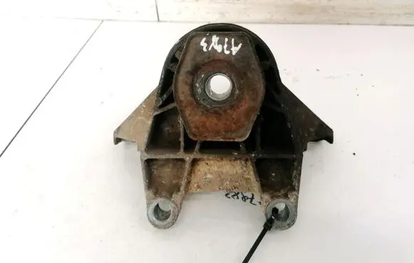 Fiat Stilo Engine mount bracket