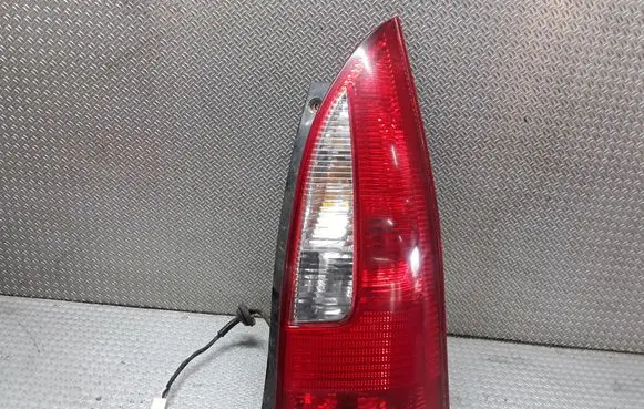 Mazda Premacy Rear/tail lights 22061908