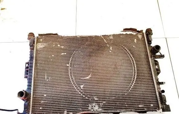 Ford Mondeo MK IV Coolant radiator