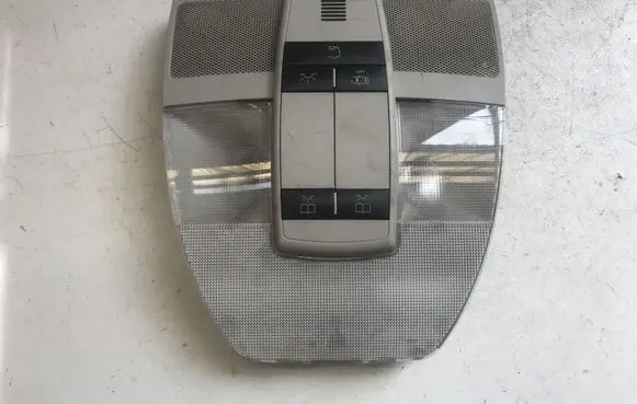 Mercedes-Benz A W169 Front seat light A1698206001