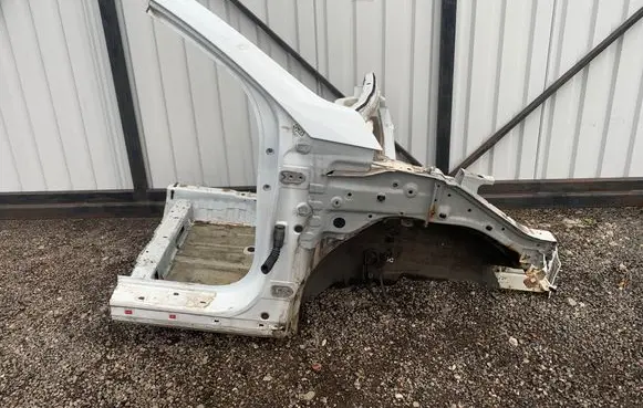 KIA Sportage Front quarter panel 