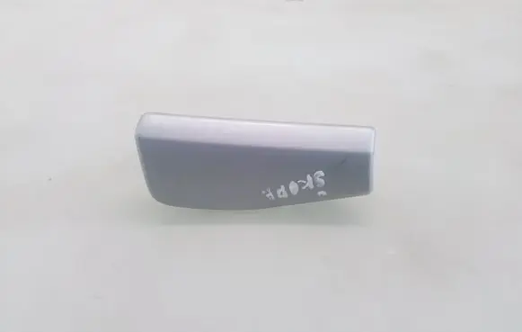 Skoda Octavia Mk2 (1Z) Dashboard glove box trim 1Z1858415