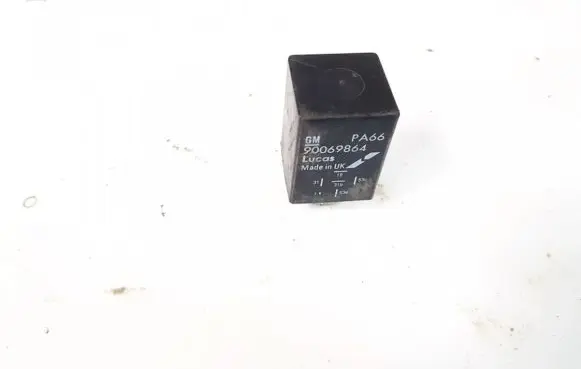 Audi A4 S4 B5 8D Other relay 90069864