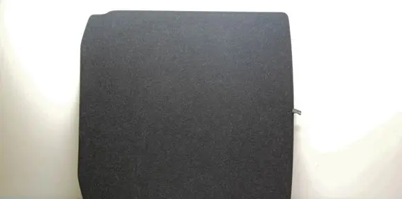 Trunk/boot floor carpet liner