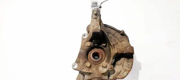 Volvo XC70 Front wheel hub 9461944