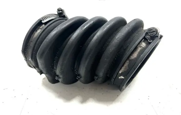 Ford C-MAX II Air intake duct part 1059139S01