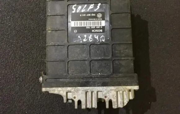 Volkswagen Golf III Engine control unit/module 1h0907311f 0261200760