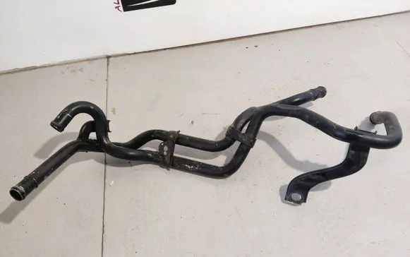 Volkswagen Touran II Engine coolant pipe/hose 03L121151L