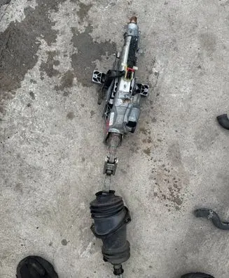 Mercedes-Benz E W211 Steering wheel axle A2114602316