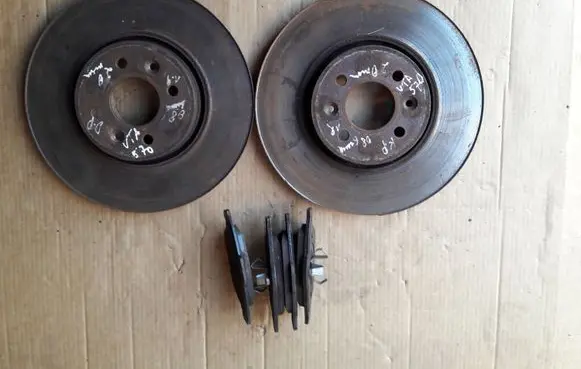 Renault Scenic II - Grand scenic II Front brake disc
