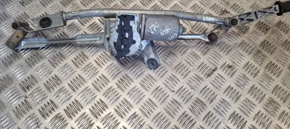Volvo V70 Front wiper linkage and motor 8624239