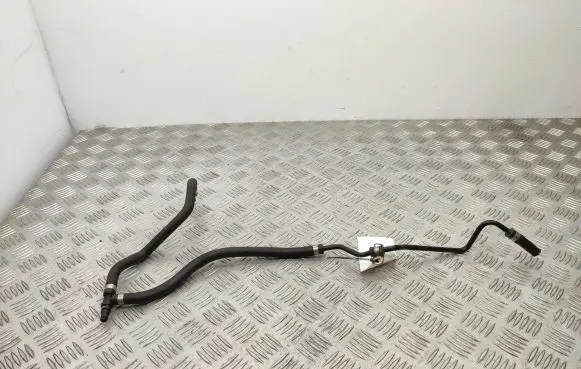 Mercedes-Benz GLK (X204) Engine coolant pipe/hose A2045013125
