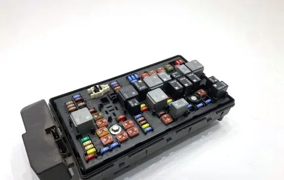 Opel Insignia A Fuse box set 13255300