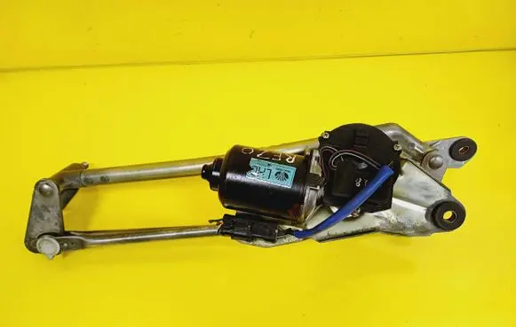 Chevrolet Rezzo Front wiper linkage and motor