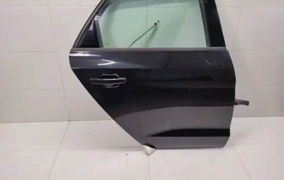 Rear door