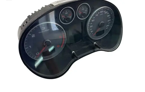 Audi A3 S3 8P Speedometer (instrument cluster) 8P0920932N
