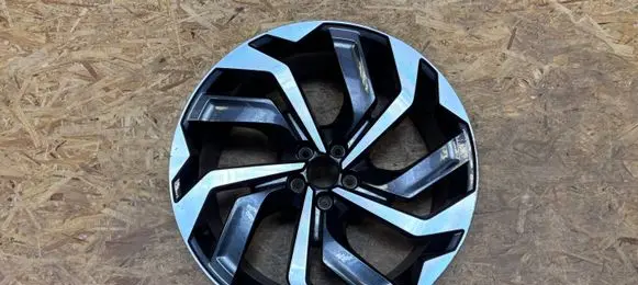 Audi Q8 e-tron R21 alloy rim 4ke601025a b001772