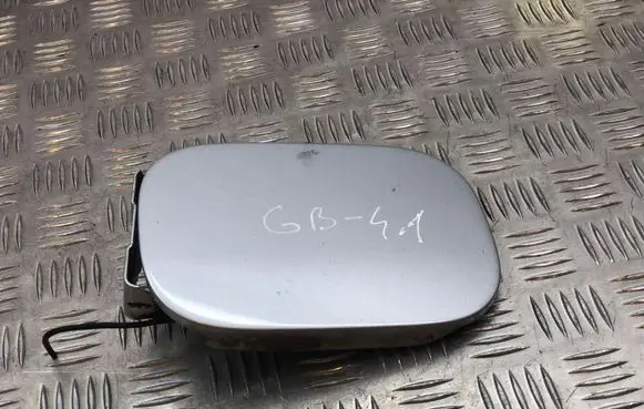 Mercedes-Benz E W211 Fuel tank cap A0005843117