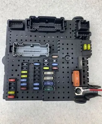 Volvo V70 Fuse module 30786646 07W062 28080156