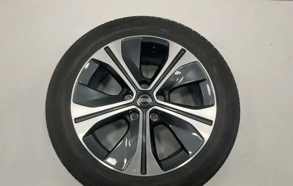 Nissan Leaf II (ZE1) R17 alloy rim N86701