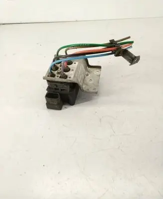 Audi A8 S8 D3 4E Air suspension valve block 4E0616014B 15152400153