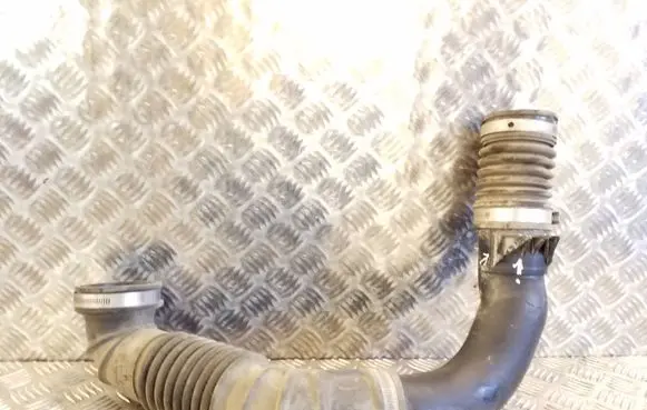 Subaru Outback (BS) Turbo air intake inlet pipe/hose A12AL04 14462AA610 A13AL00