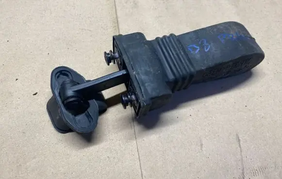 Audi A4 S4 B8 8K Front door check strap stopper 8K0837249B 8K0837267B