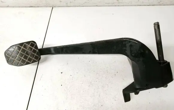 Audi A4 S4 B7 8E 8H Clutch pedal 8e1721316