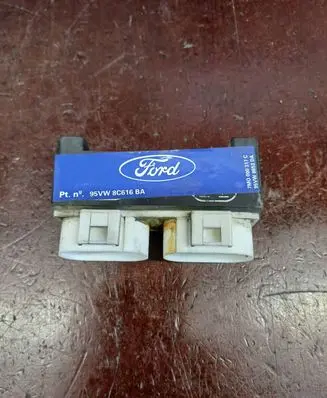 Coolant fan relay