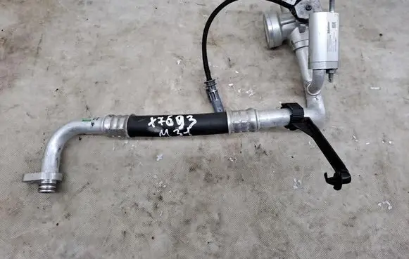 Air conditioning (A/C) expansion valve