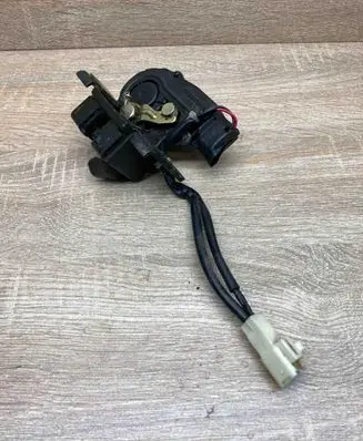 Toyota Prius (XW20) Engine bonnet/hood lock/catch MITSUIKINZOKULOCK MITSUIKINZOKU
