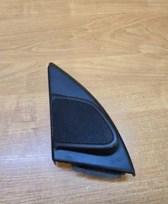 Volvo XC60 Front door high frequency speaker