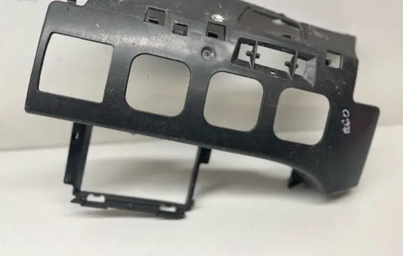 BMW 5 E60 E61 Front bumper mounting bracket 51117033697 7033697