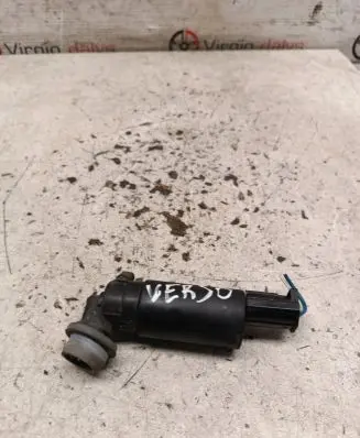 Toyota Corolla Verso E121 Windscreen/windshield washer pump
