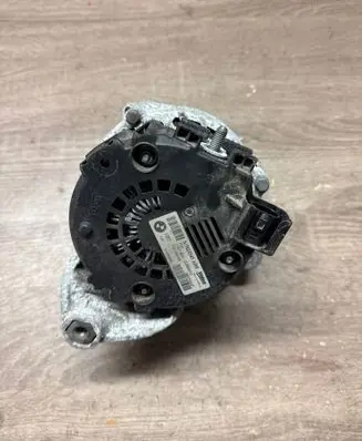 BMW 3 F30 F35 F31 Generator/alternator 7823343 FG18S045 S28AN13