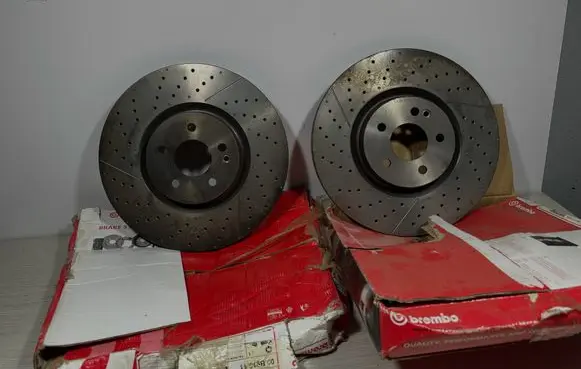 Mercedes-Benz CLA C117 X117 W117 Front brake disc 09B91311