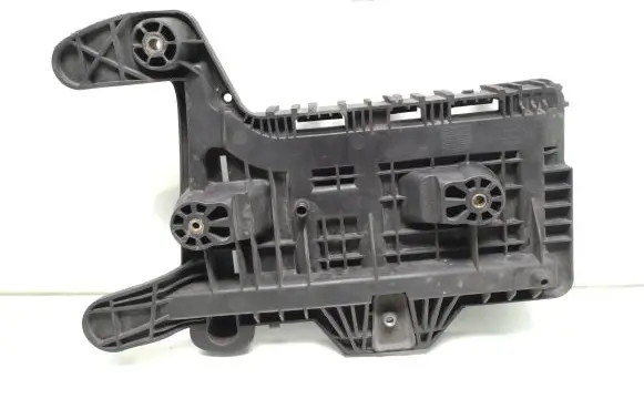 Battery tray