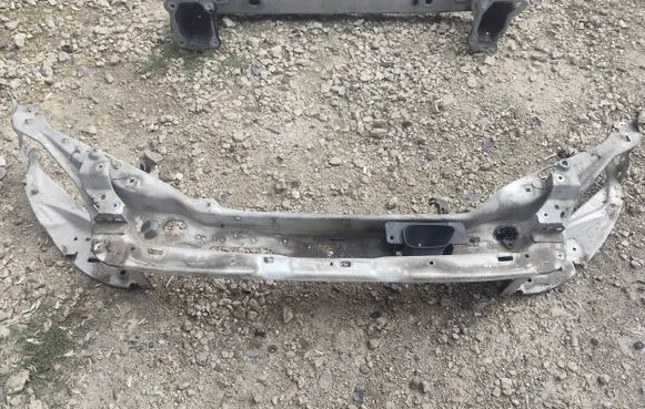 Volvo C30 Radiator support slam panel r-design 614-46