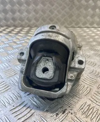 Audi Q5 SQ5 8R Engine mount bracket 8R0199381