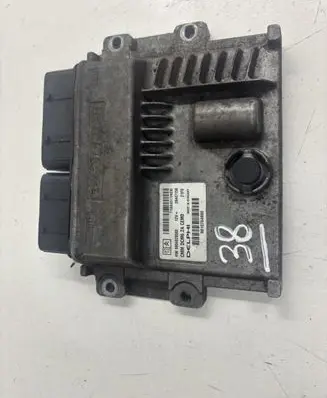 Peugeot 308 Engine control unit/module 9810764880