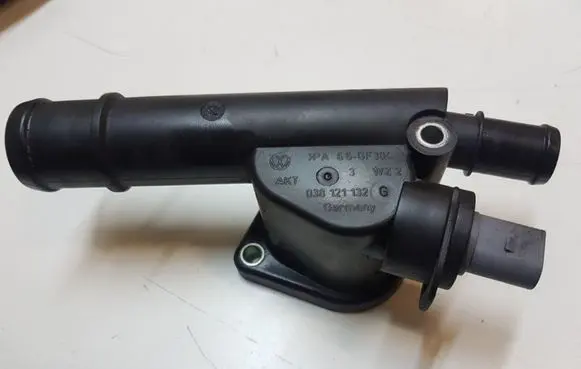 Chrysler Sebring (JS) Engine coolant pipe/hose 038121132