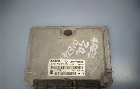 Opel Zafira A Engine control unit/module 0281010268 24417169