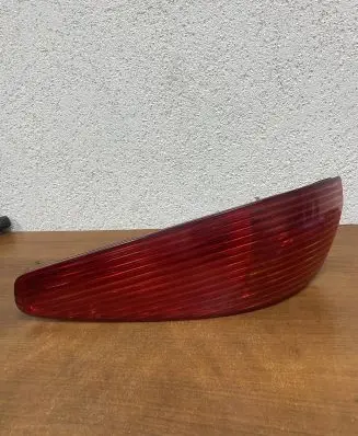 Peugeot 607 Tailgate rear/tail lights 2543 E1027