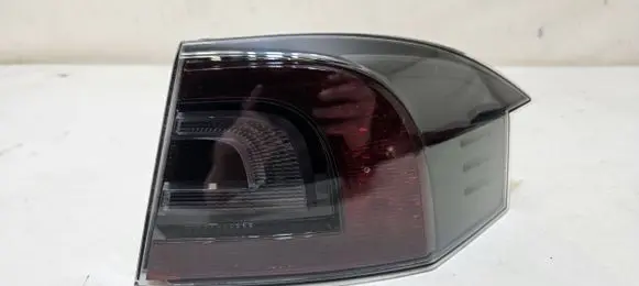 Tesla Model S Rear/tail lights 6005921-00-C