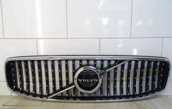 Volvo S90, V90 Front bumper upper radiator grill 31435412