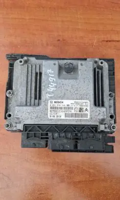 Peugeot 308 Engine control unit/module 9808016480